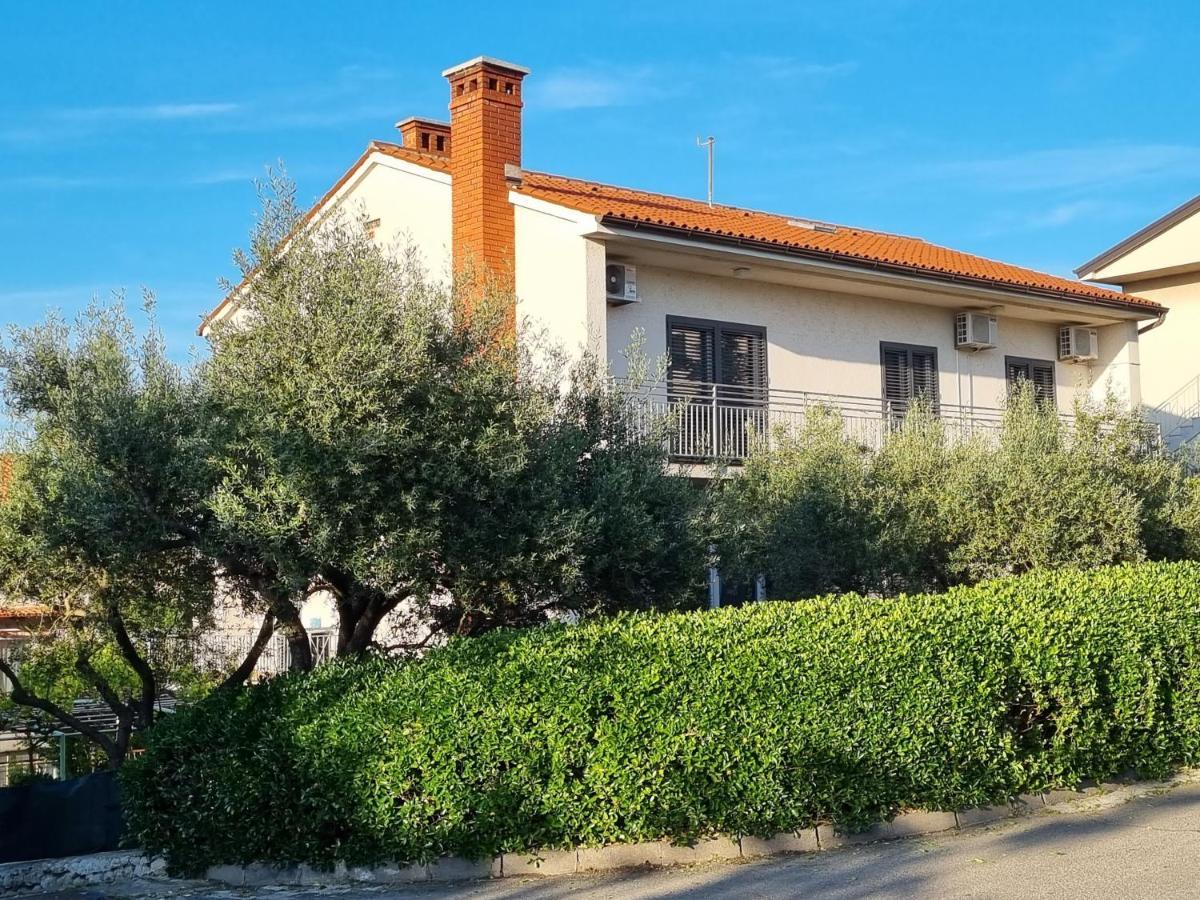 Apartman Meri Pula Exteriér fotografie