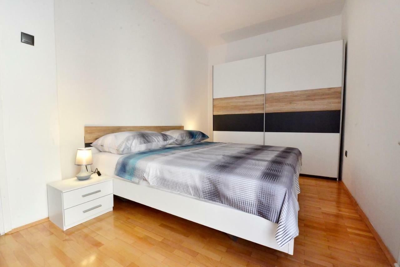 Apartman Meri Pula Exteriér fotografie