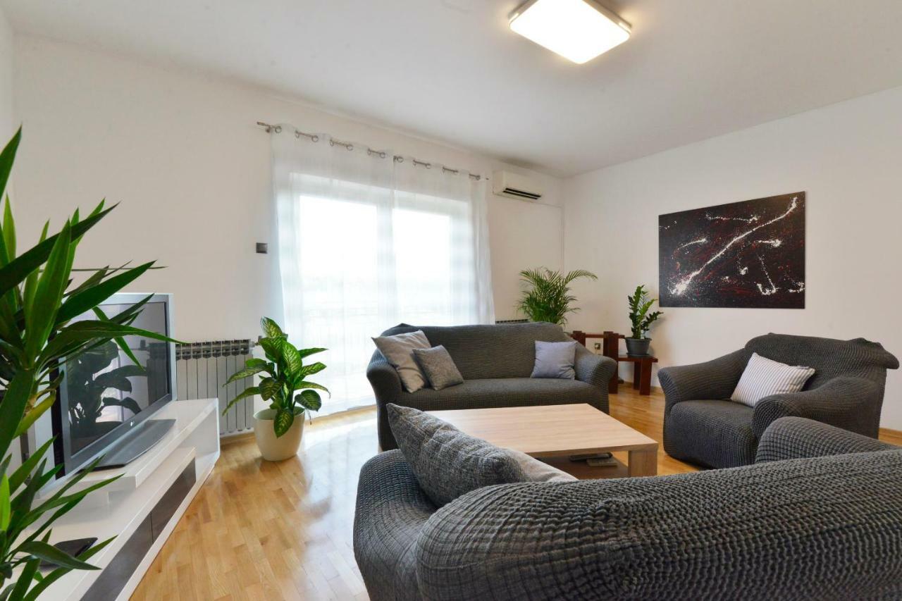 Apartman Meri Pula Exteriér fotografie
